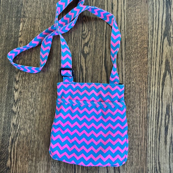 Kavu Bags Kavu Crossbody Poshmark